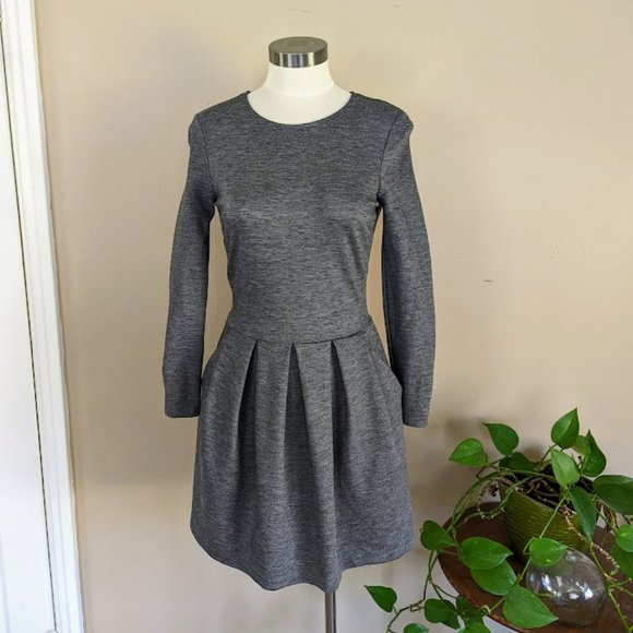 Aritzia Talula Gray Dress - Picture 1 of 12